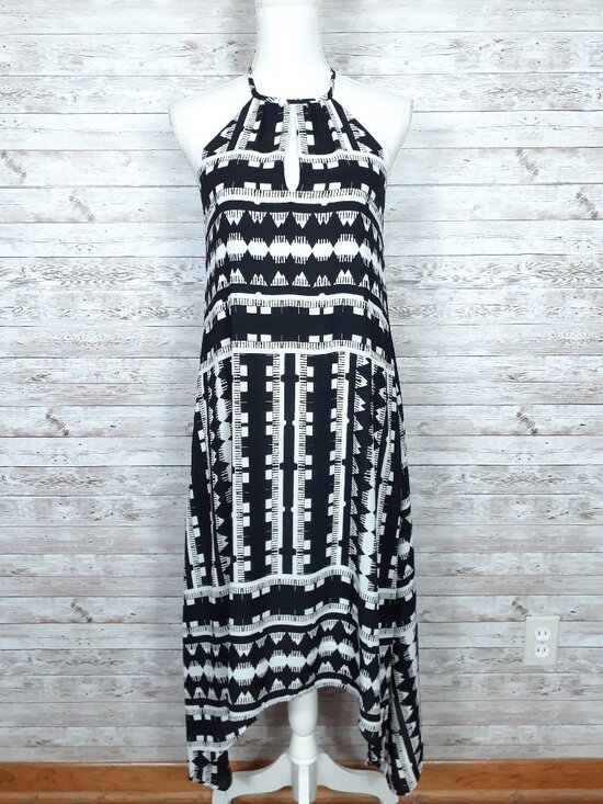 peyton jensen Dresses & Skirts - Peyton Jensen Evereve Mika Midi Dress XS Halter Neckline Handkercheif Hem 940A